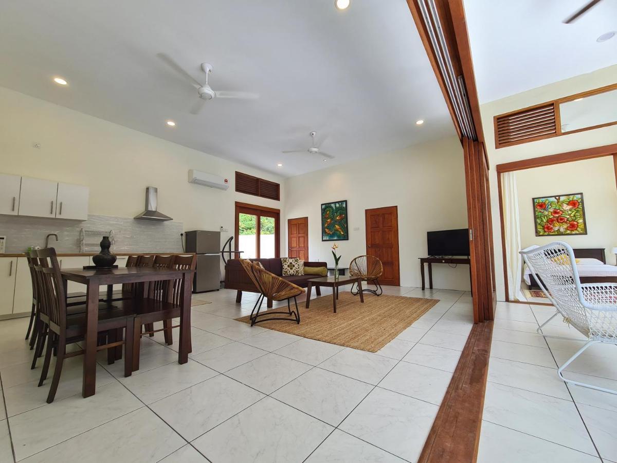 Villa Meranti - Spacious Private Pool Villa Pantai Cenang  Exterior photo