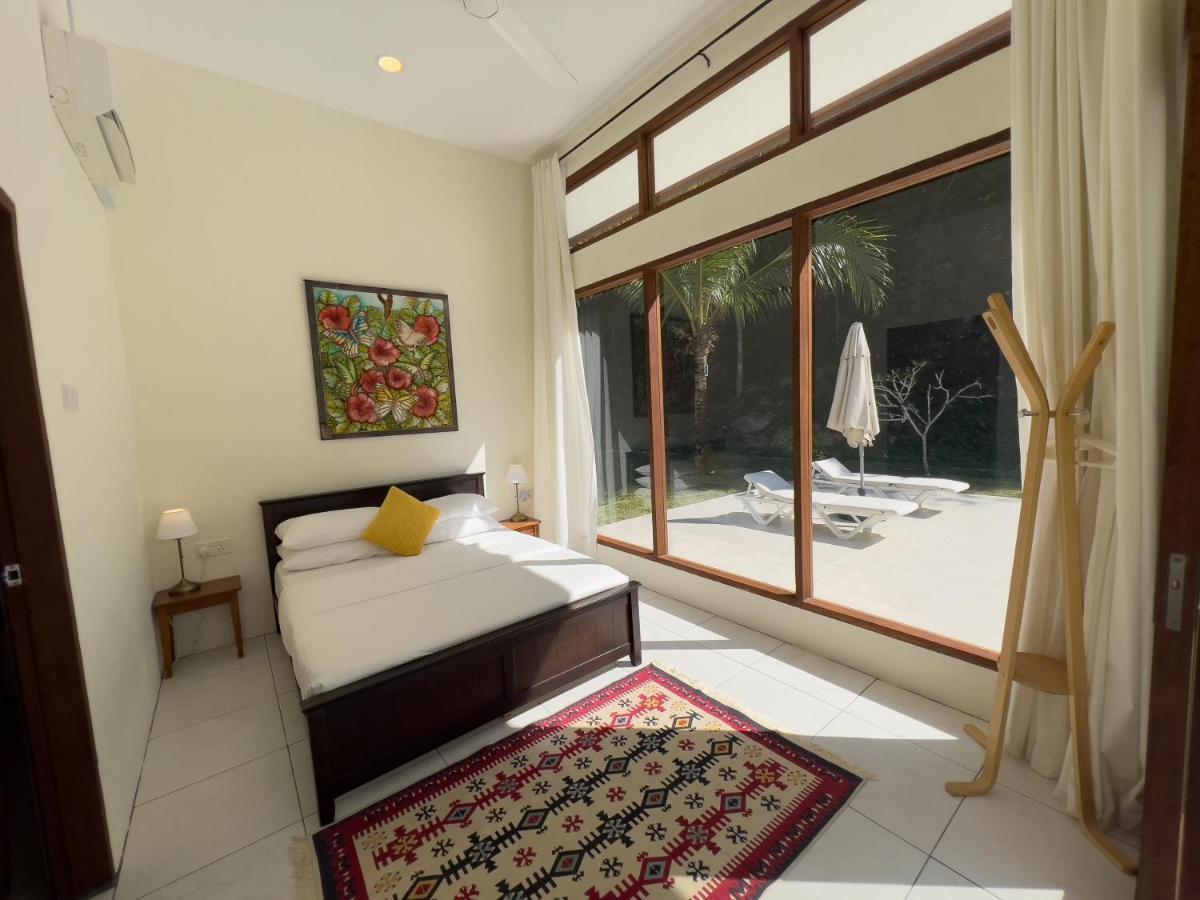 Villa Meranti - Spacious Private Pool Villa Pantai Cenang  Exterior photo